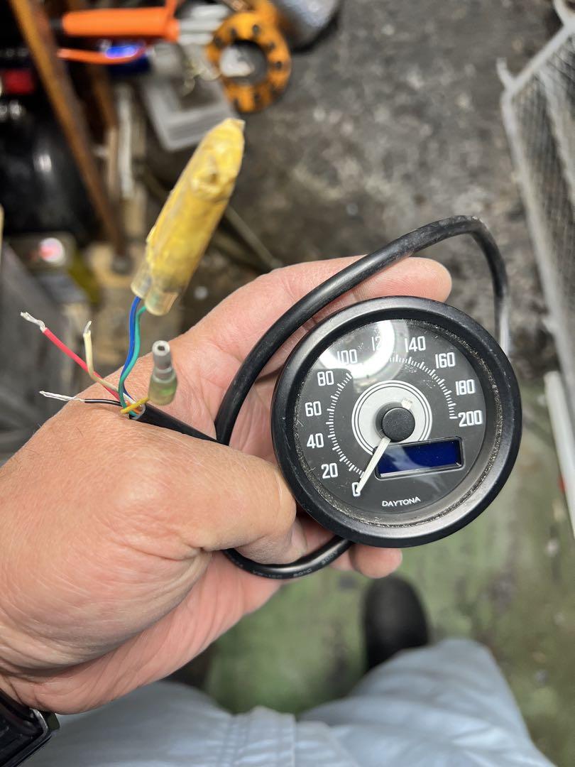 デイトナ(Daytona) VELONA電気式 スピードメーター LED φ60