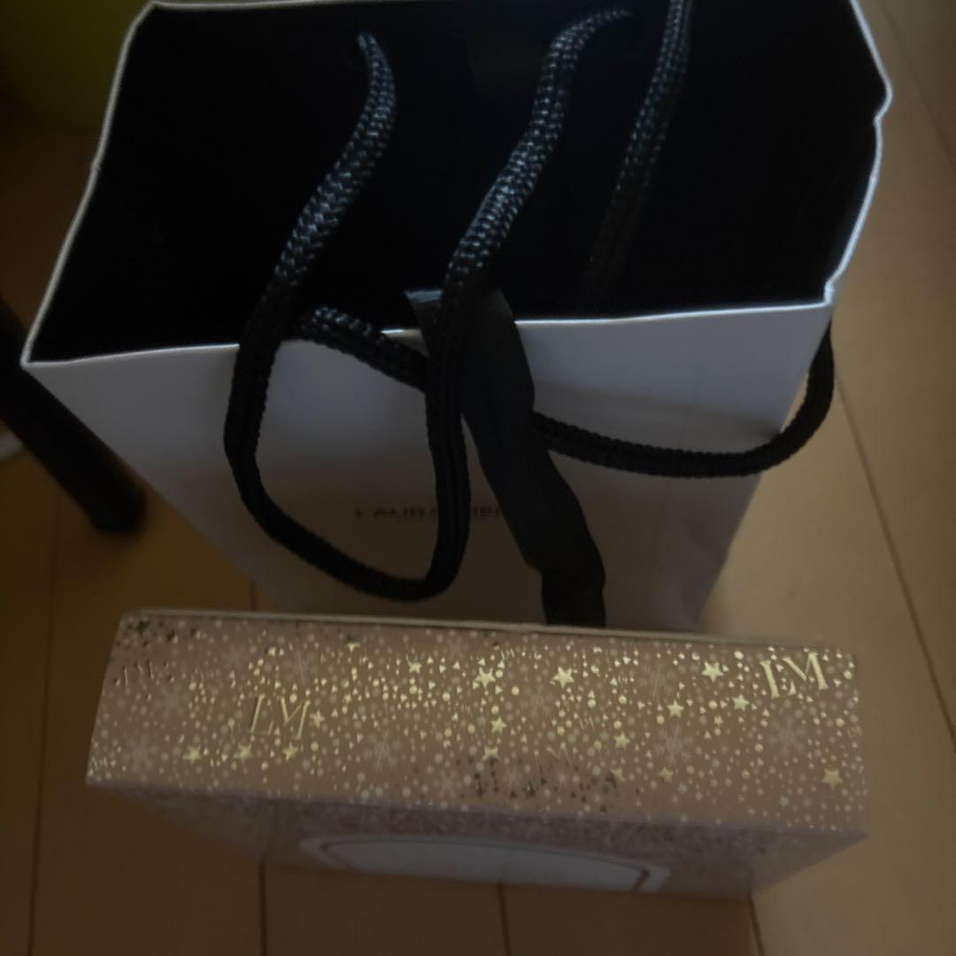 LAURA MERCIER アンバーバニラ コレクション