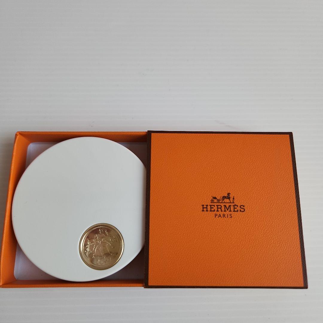 ★HERMES エルメス フェイスパウダー 02ミラージュ HERMESエルメス フェイスパウダー 化粧品 02ミラージュ - メルカリ