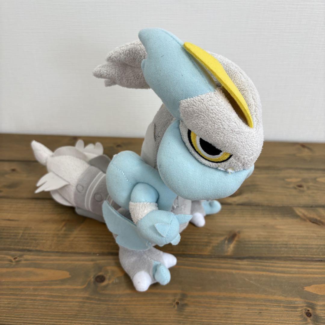 ポケモンセンター 限定 2011 キュレム　ぬいぐるみ キュレム 2011 ぬいぐるみ - メルカリ