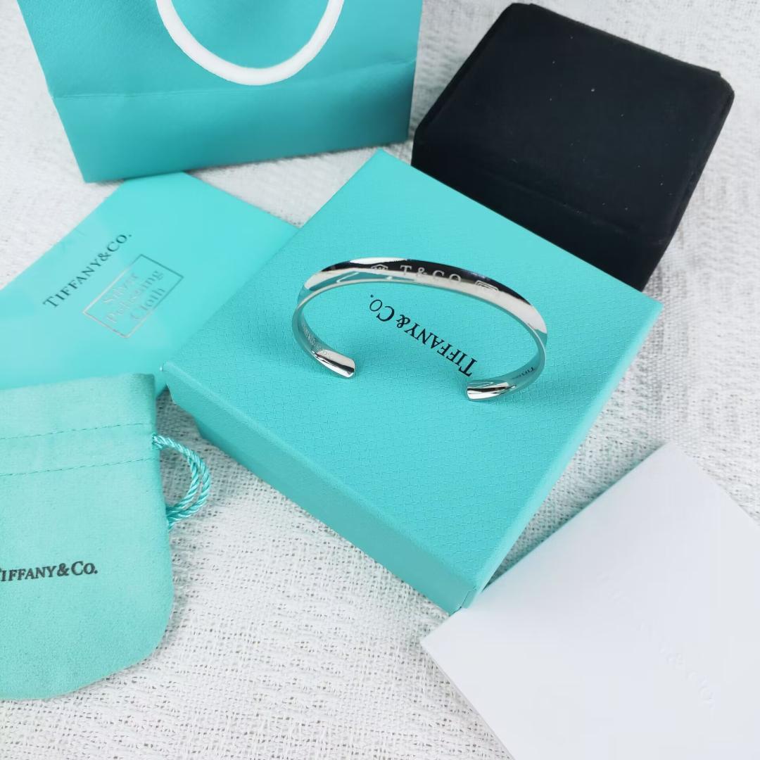 【専用の箱付き】Tiffany ティファニー ナローカフ バングル 腕輪
