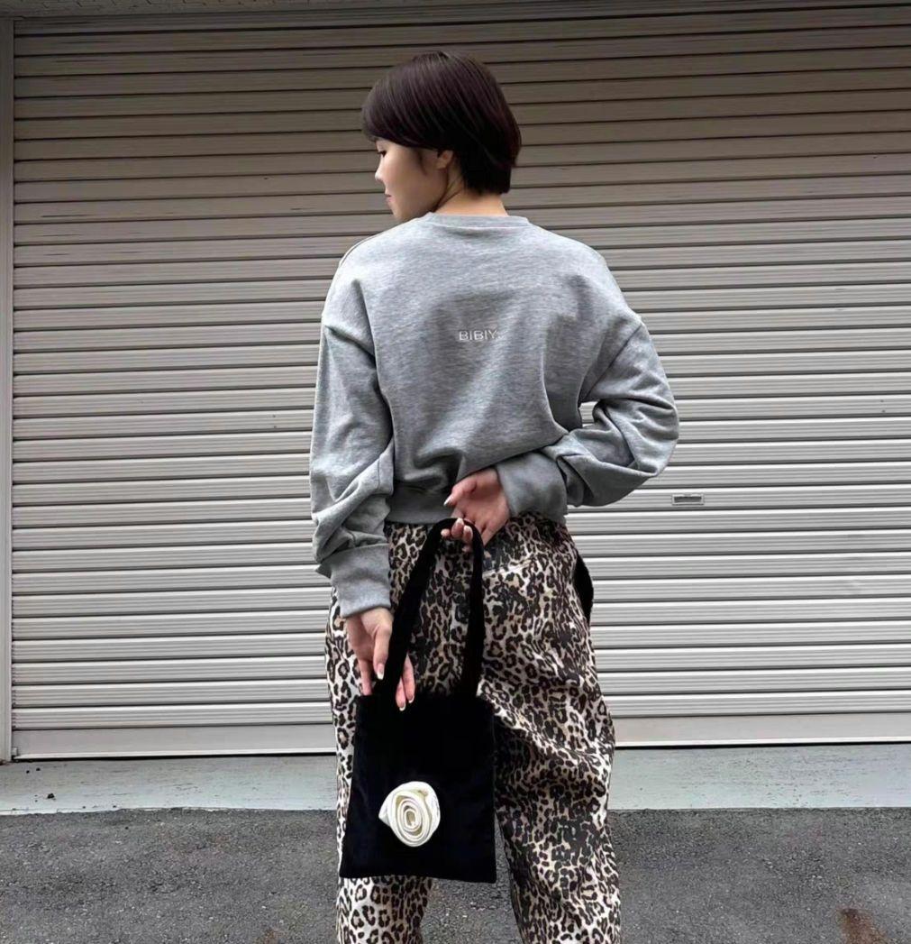 BIBIY. HARPER SWEATSHIRT グレー