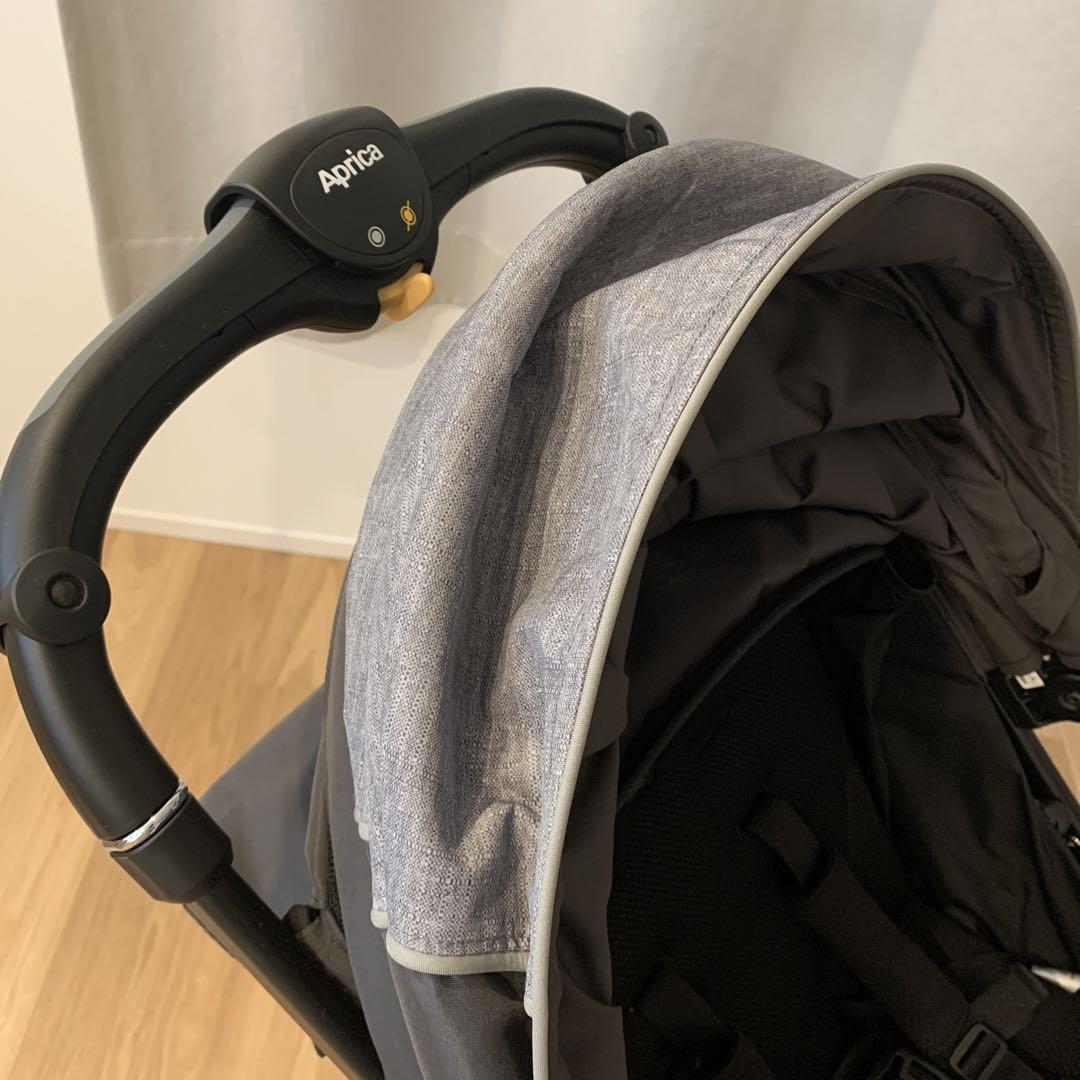 未使用品(室内試乗のみ.お値段交渉　可)アップリカ　A型　ベビーカー