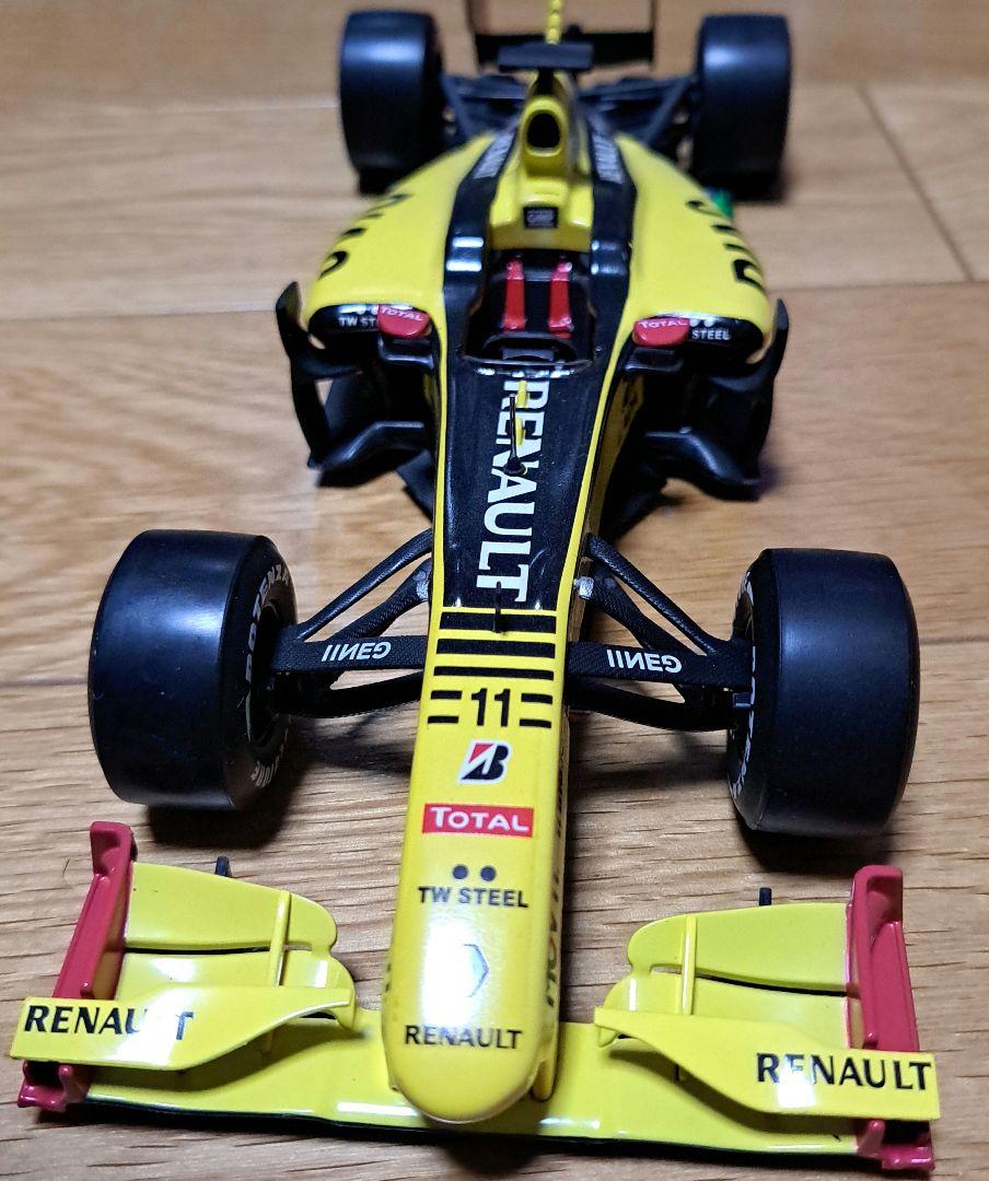 Renault F1カー ミニカー 1:18スケール MINICHAMPS 1/18 renault R26 F1 Resin Diecast Model Car