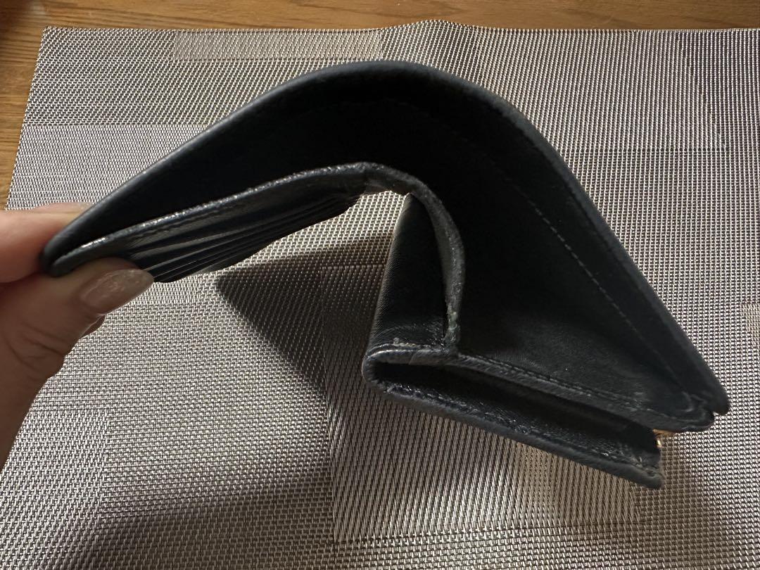 PRADA 二つ折り財布 黒 サフィアーノレザー