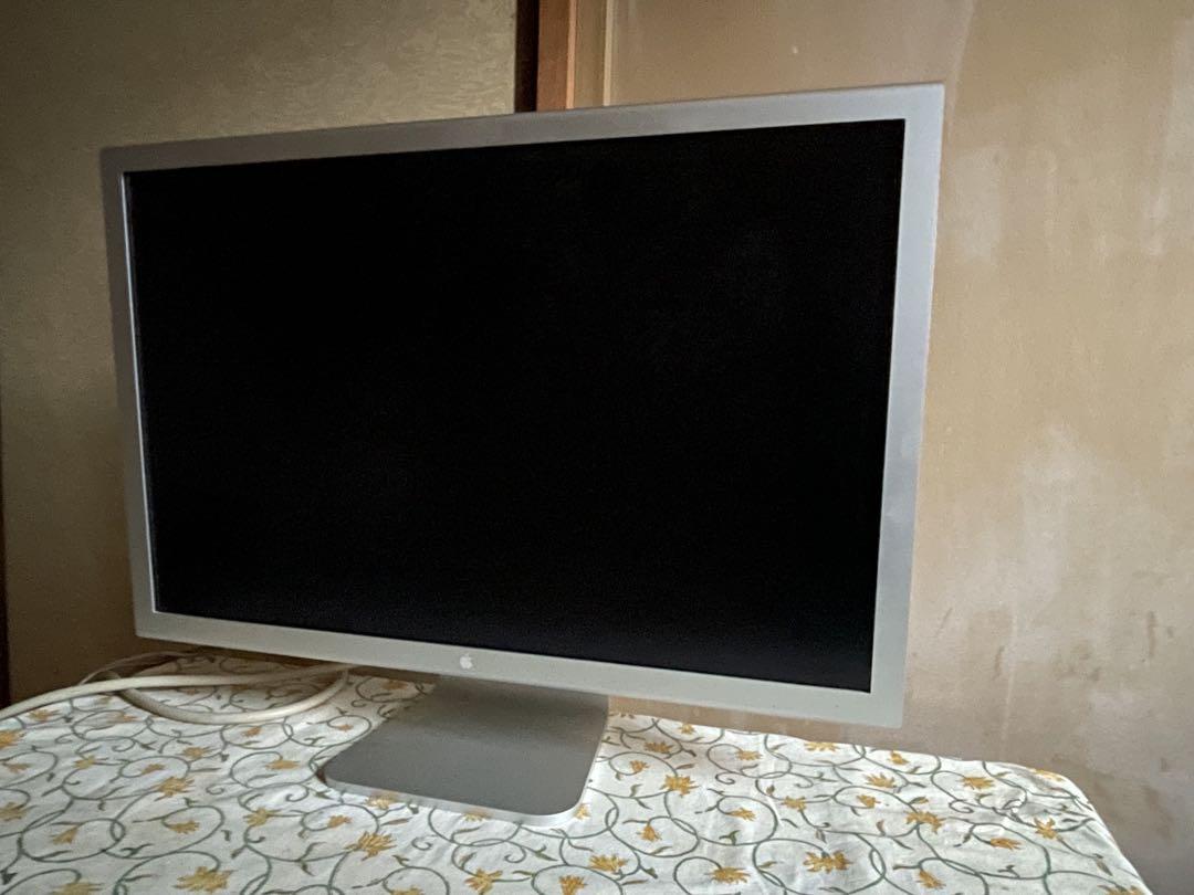 Apple Cinema