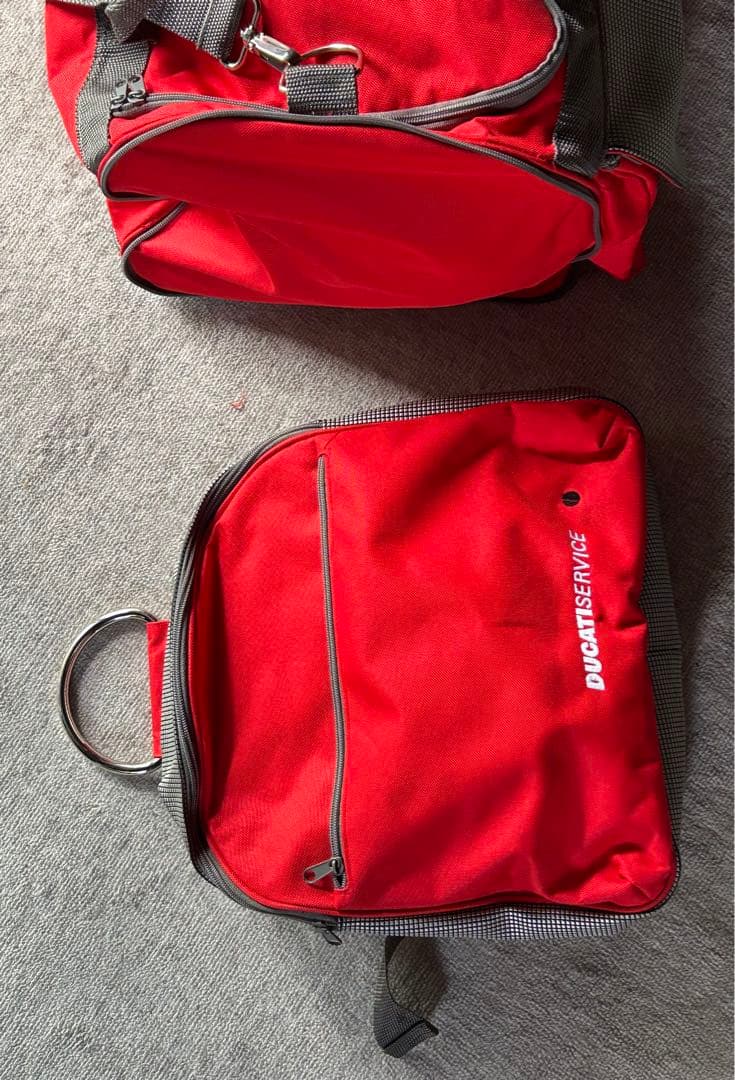 ドカティ　純正　大型マルチダッフルバック 美品