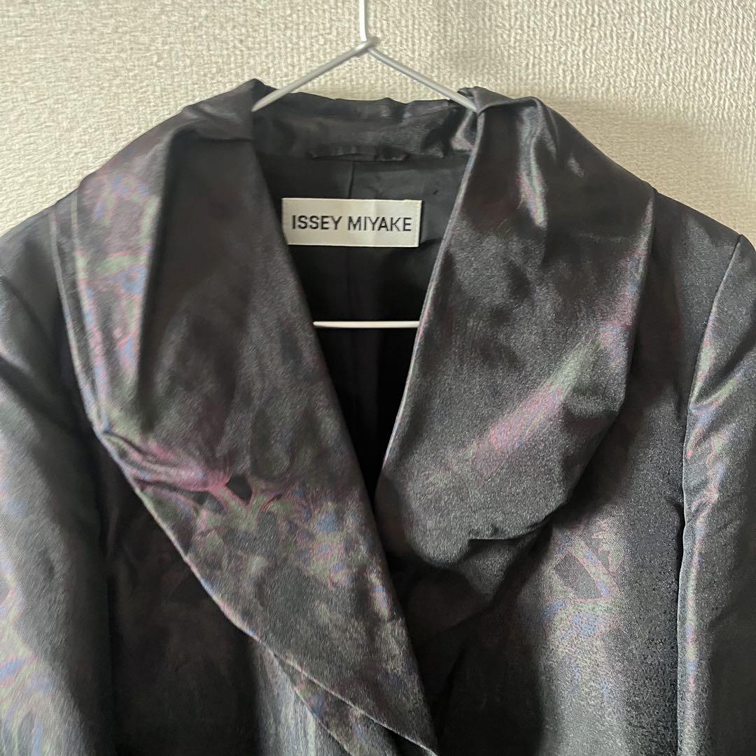 ISSEY MIYAKE テーラードジャケット