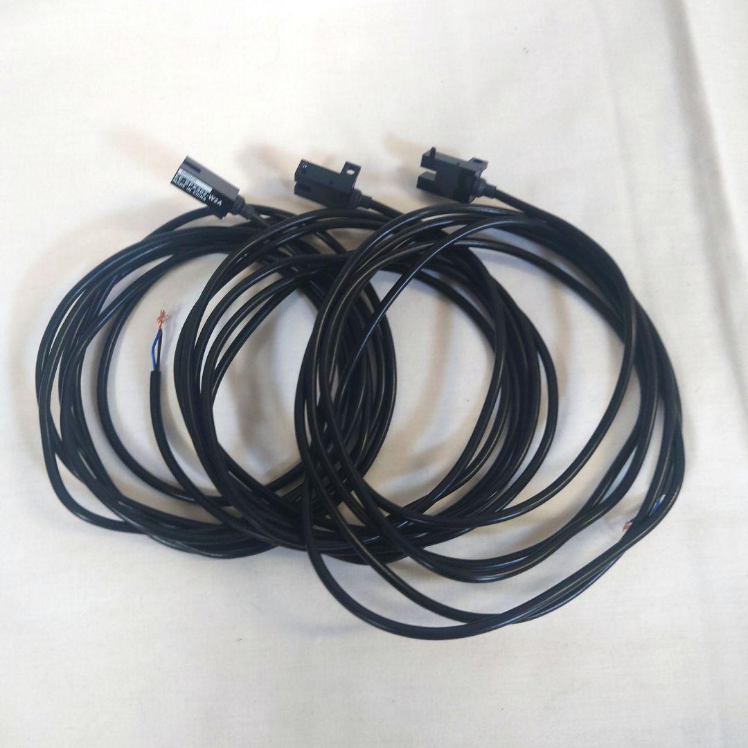 オムロン　フォトマイクロセンサー　EE-SPX302-W2A 2M 3個セット