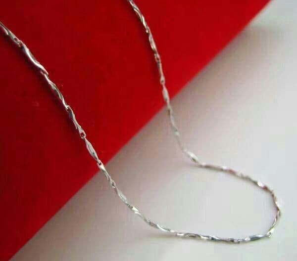 プラチナ Pt950 スクリューチェーンネックレスA2111 プラチナ Pt950 スクリューチェーンネックレスA2111 プラチナ Pt950