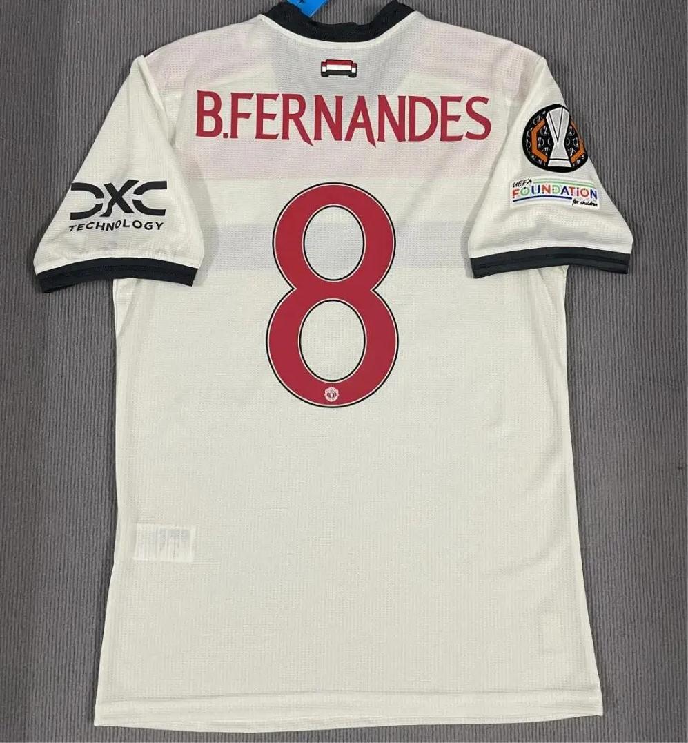 フェルナンデス#8 マンチェスターユナイテッドユニフォーム
