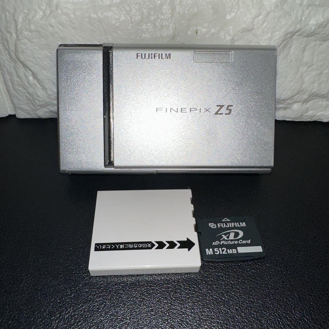 FUJIFILM FINEPIX Z5 fd 動作品　xdカード付き　中古良品