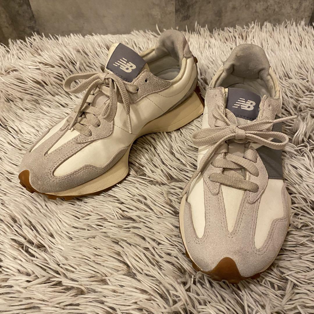 【気質アップ】 New Balance メルカリ - スニーカー 23.5センチ 327 ニューバランス 靴