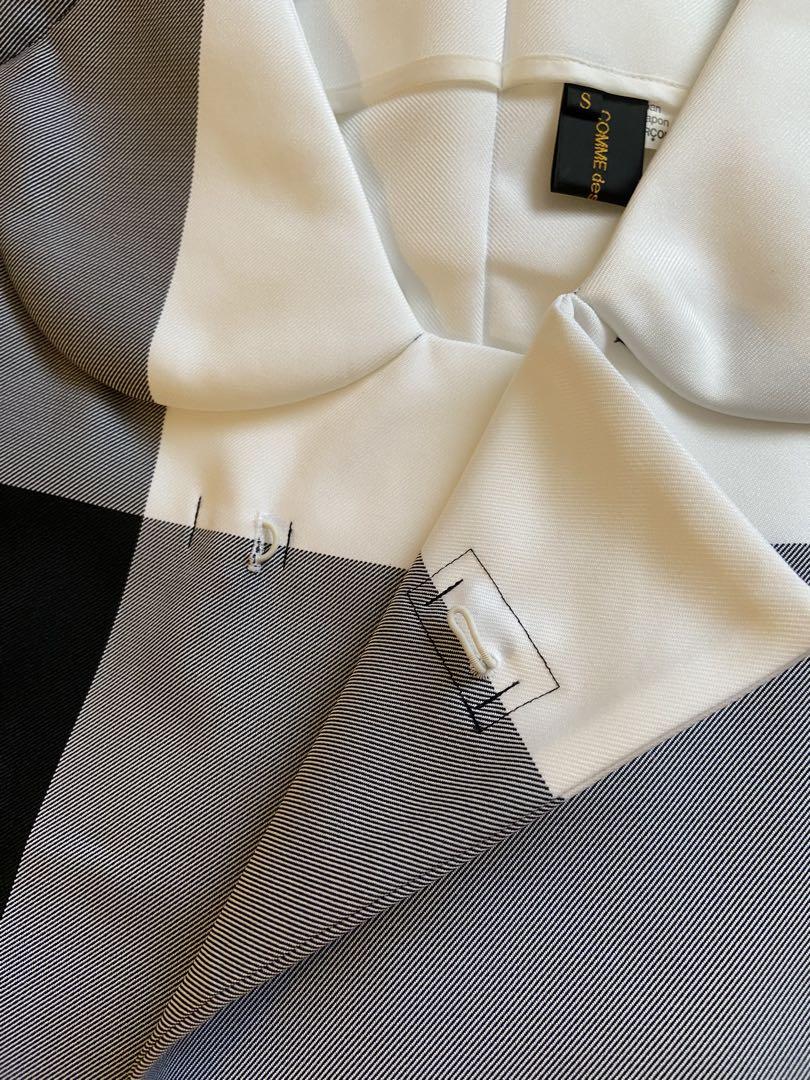 COMME des GARCONS 2次元コート