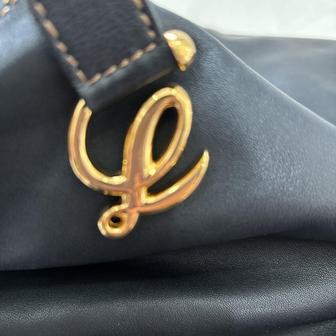 ロエベ　アントン　LOEWE レザーバック