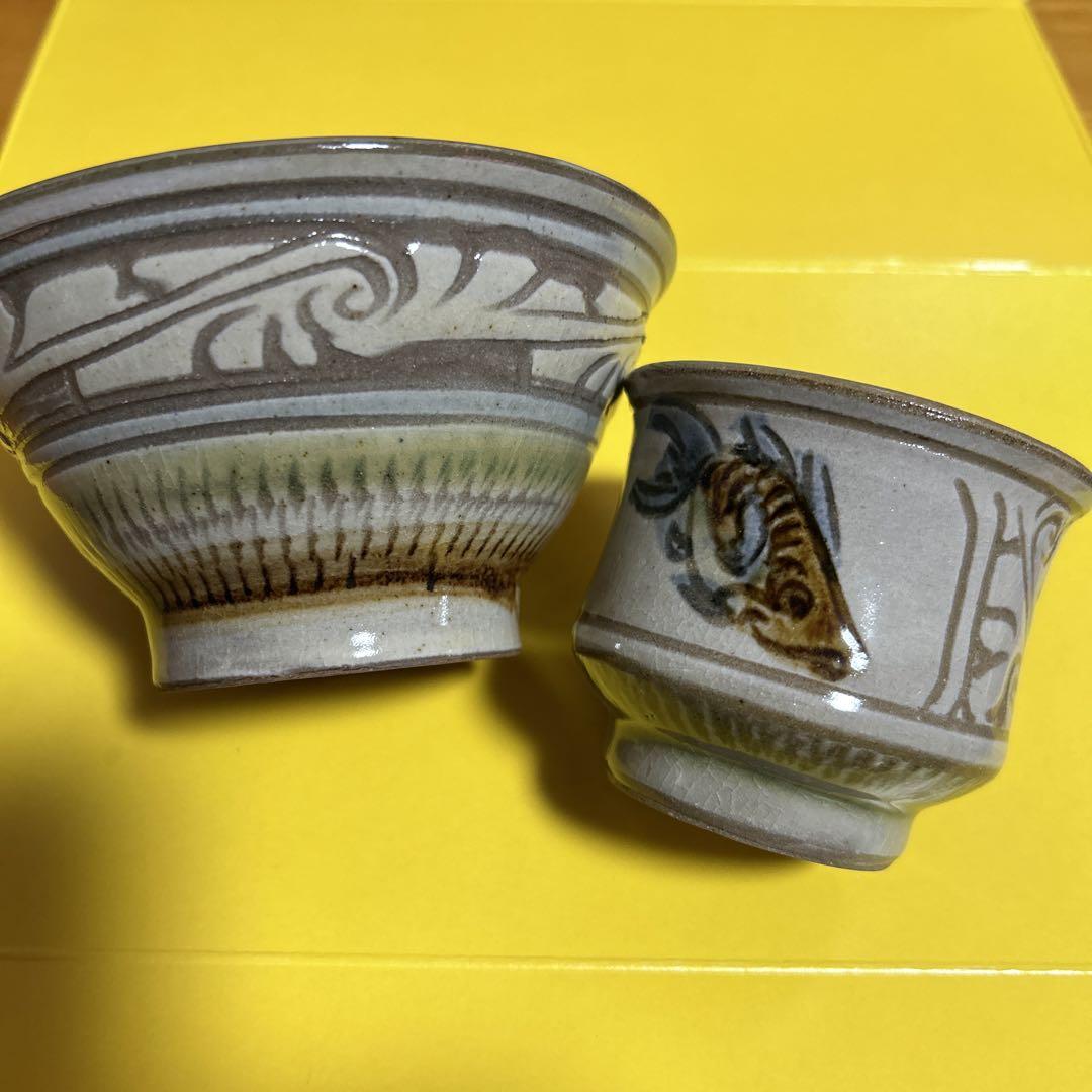 ✨最終値下げ✨沖縄やちむん魚絵湯呑みマカイ飯碗２点セット中古品