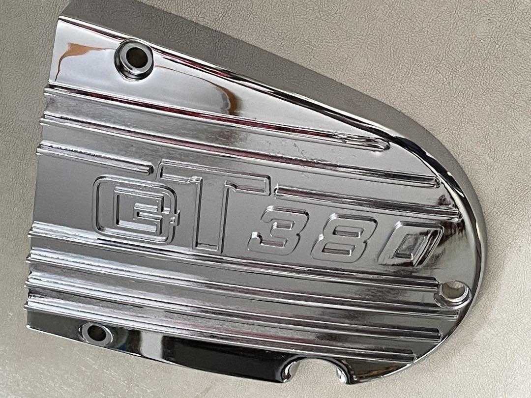 【限定特価】 GT380用スプロケットカバー パーツ