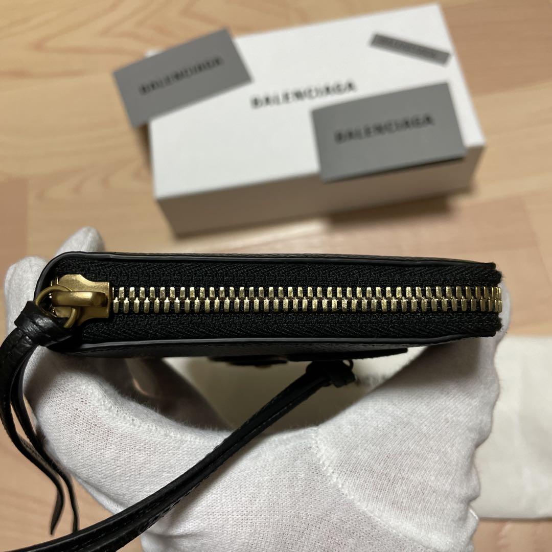 [新品未使用] BALENCIAGA ネオクラシック ラウンドジップ 長財布