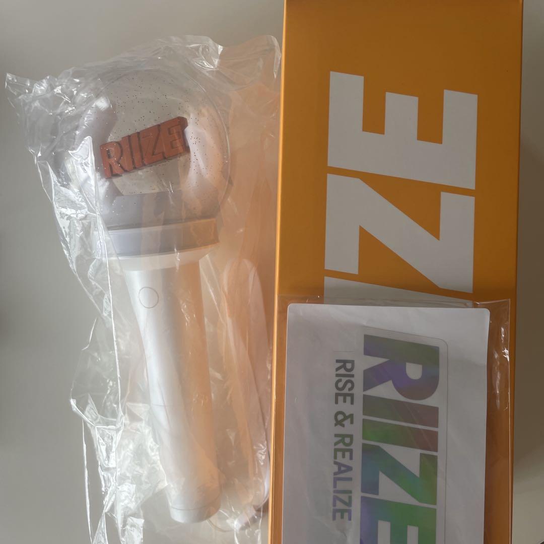 RIIZE 公式 ペンライト ウォンビン アクセサリー付き riize ペンライトアクセサリー ウォンビン - メルカリ