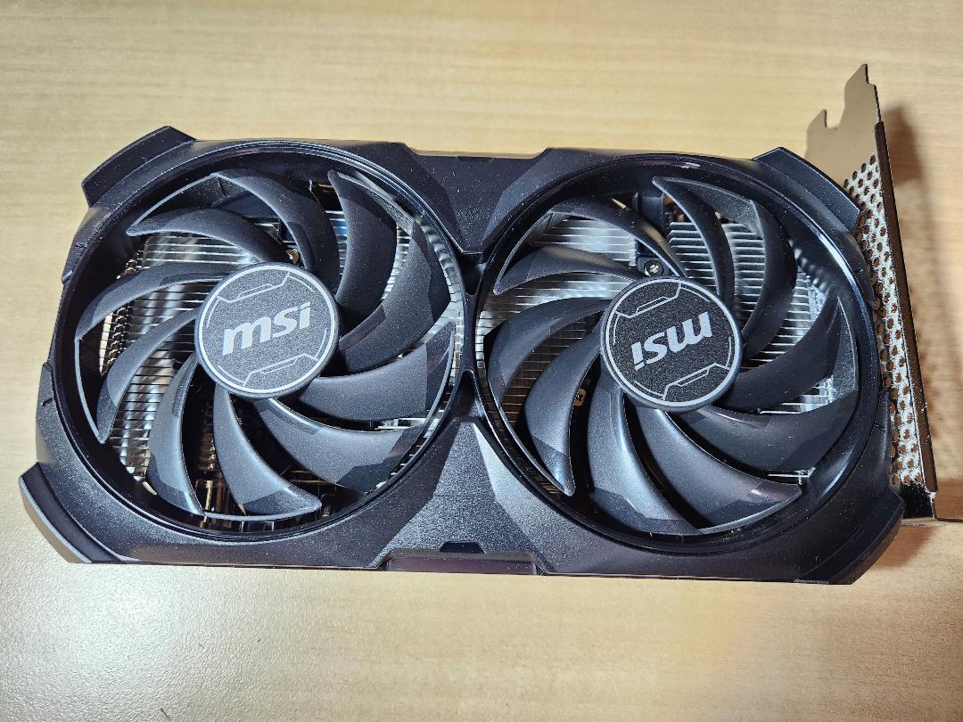 MSI GeForce RTX 4060 VENTUS 2X BLACK 中古