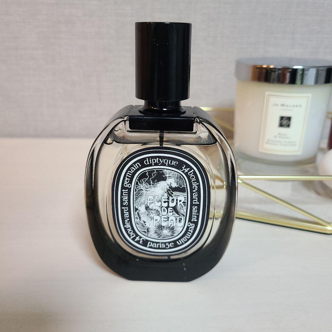 世界の diptyque ディプティック オードパルファン フルール ドゥ ポー