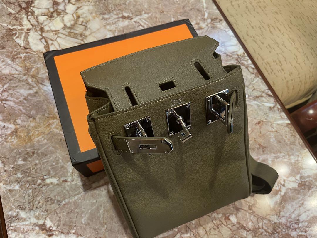 エルメス　hermesショルダーバッグ美品アッカド