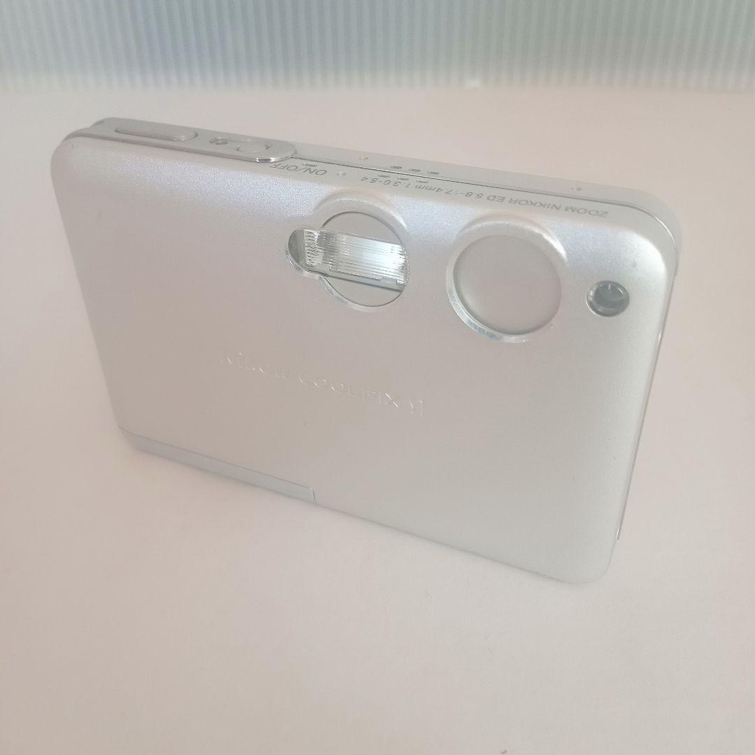 ニコンデジタルカメラ Nikon COOLPIX S1 シルバー