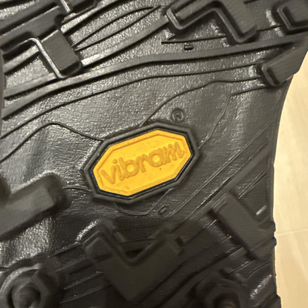 【美品】norda CINDER トレイルランニングシューズ 28cm