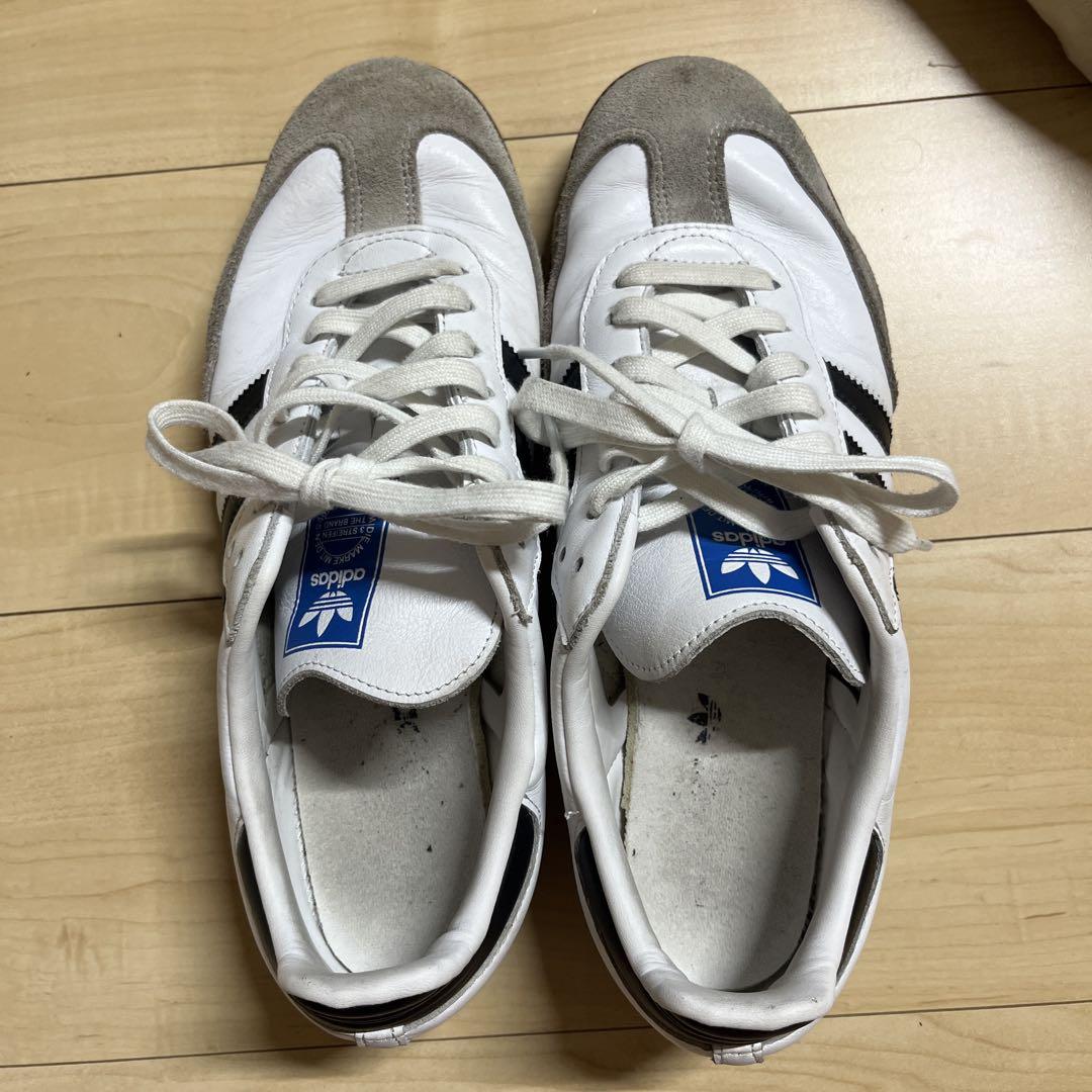 adidasサンバ