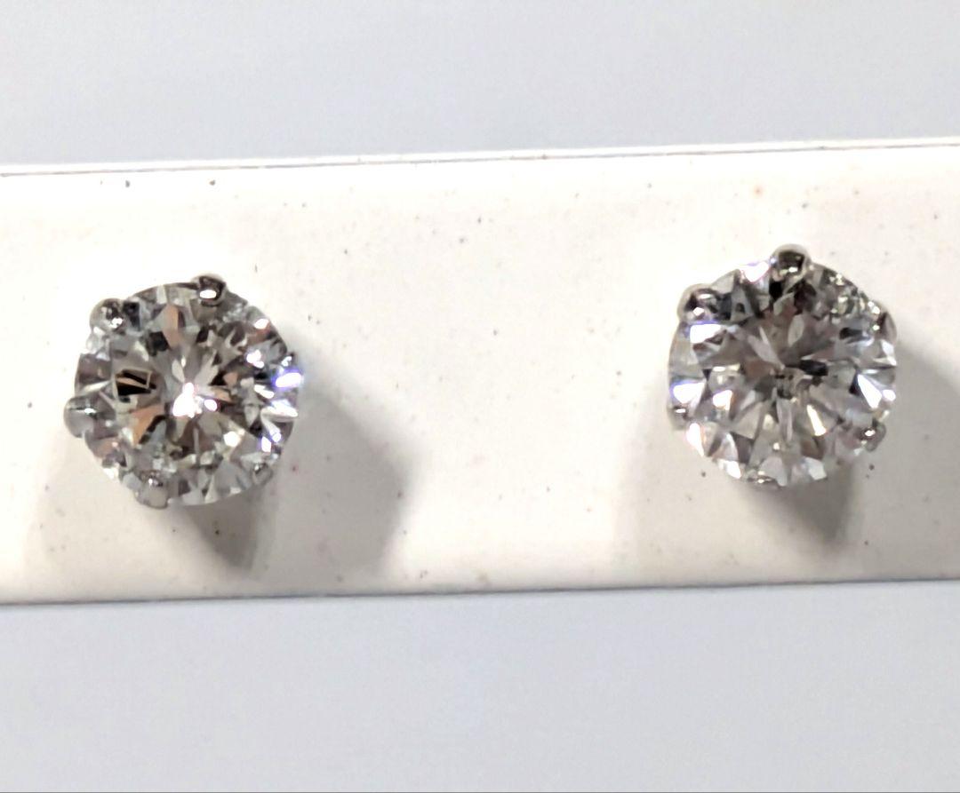 新品　PT900  天然ダイヤモンド　一粒ピアス
