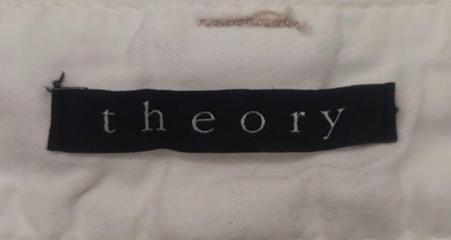 theory ホワイト フレアデニムパンツ