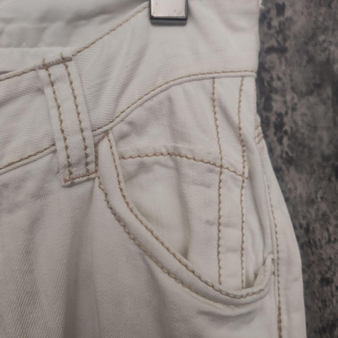 theory ホワイト フレアデニムパンツ