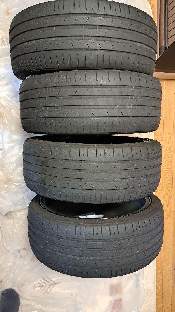 とし　ロクサーニ グラスターファイブ１９インチ 225/35R19
