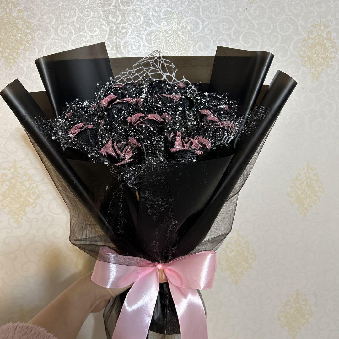 11本黒バラブーピンク色ラメ付き❣️ プレゼントお祝い枯れない花永生薔薇特別な人へ