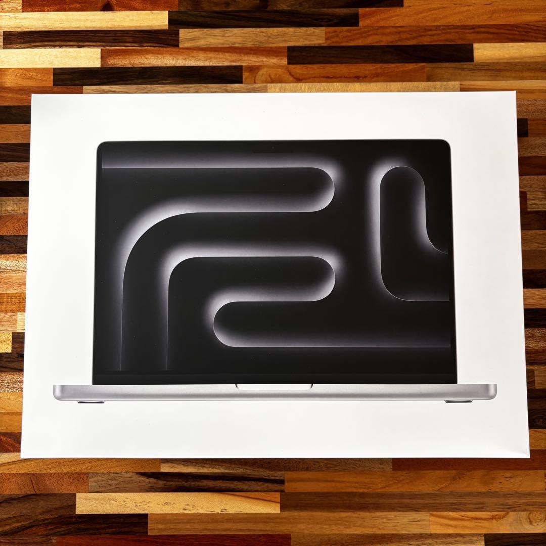 New MacBookPro M4Proチ14インチ 24GB 512GB