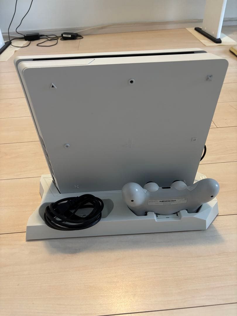 スタンド付きPlayStation4