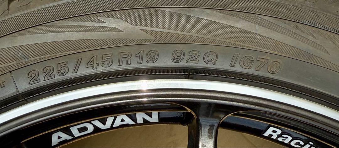ADVAN Racing RSIII+スタッドレスタイヤ　4本