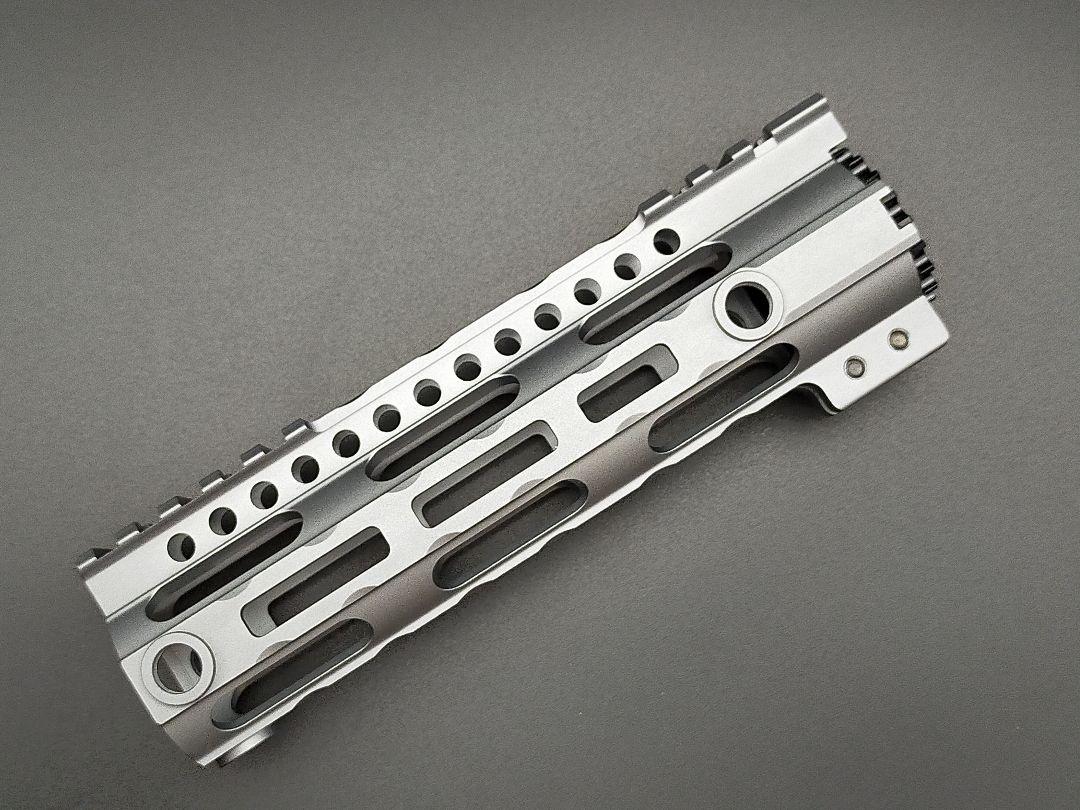 MIタイプ　M-Lok　7インチ　軽量化　ハンドガード　GR