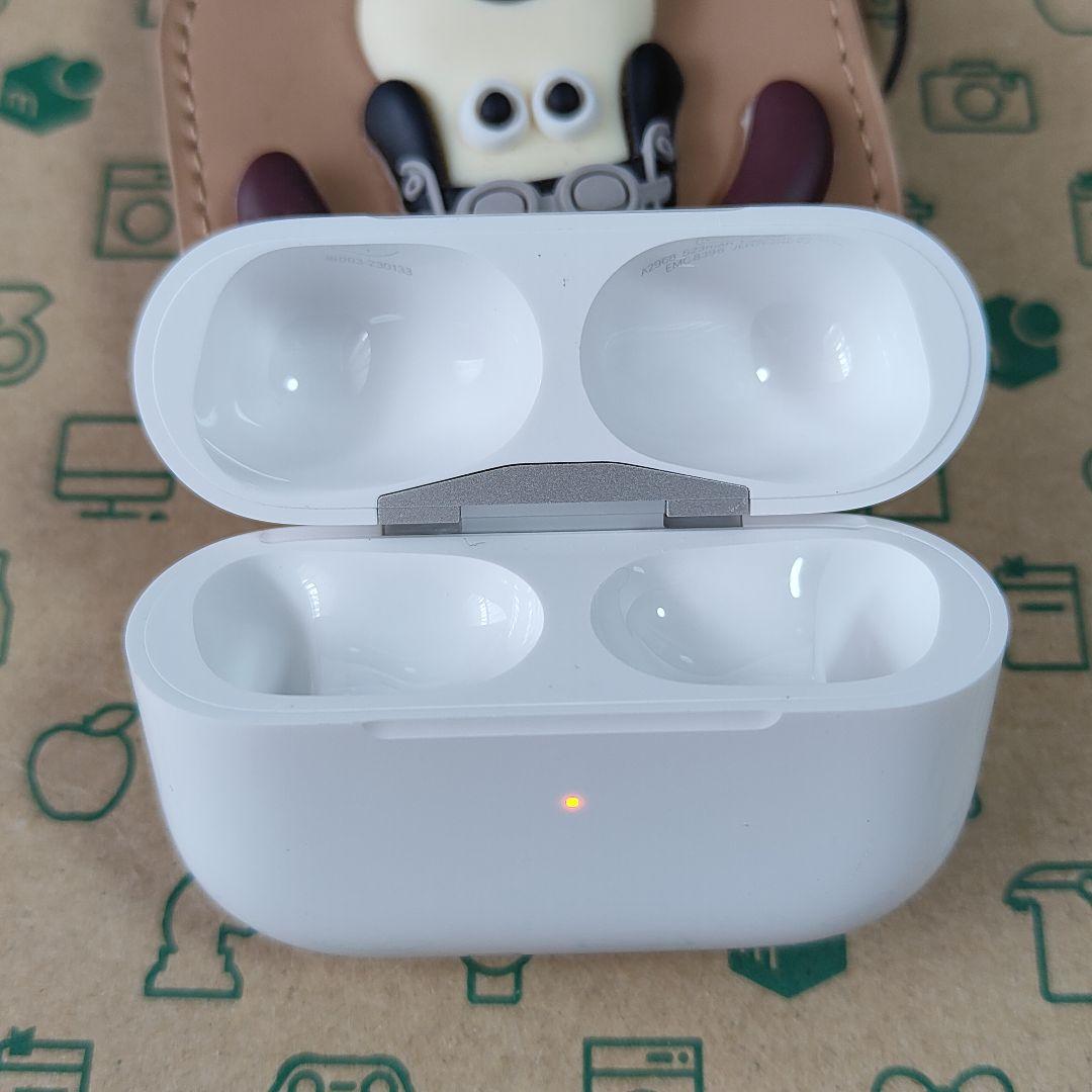 Apple AirPods Pro 2世代 充電ケースのみ 631