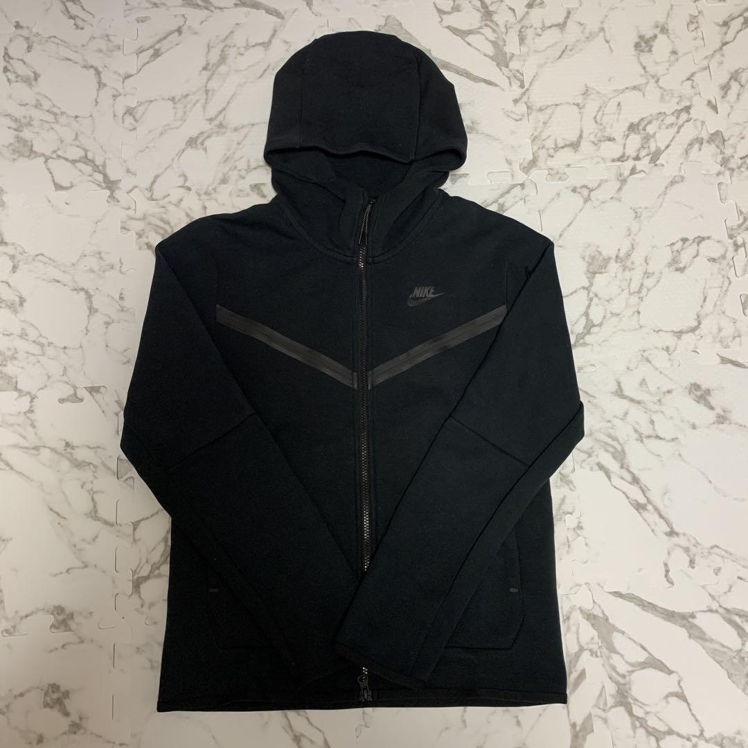 NIKE テックフリース ブラック 白タグ