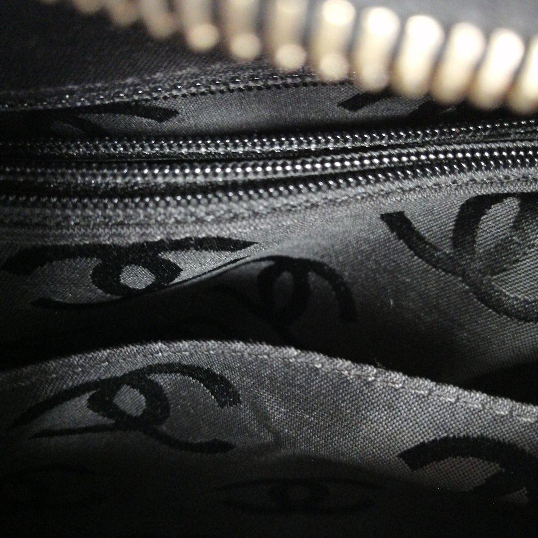 Chanel ブラック キルティング ハンドバッグ　お値引き不可です。