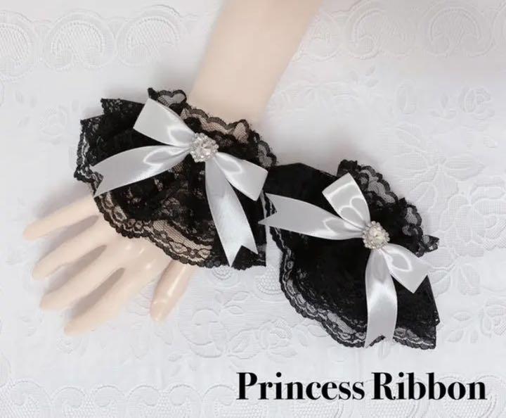 リボン付きお袖留め♡ハートストーンver.】黒×白【ハンドメイド】 - メルカリ リボン付きお袖留め♡ハートストーンver.】黒×白【ハンドメイド】 - メルカリ