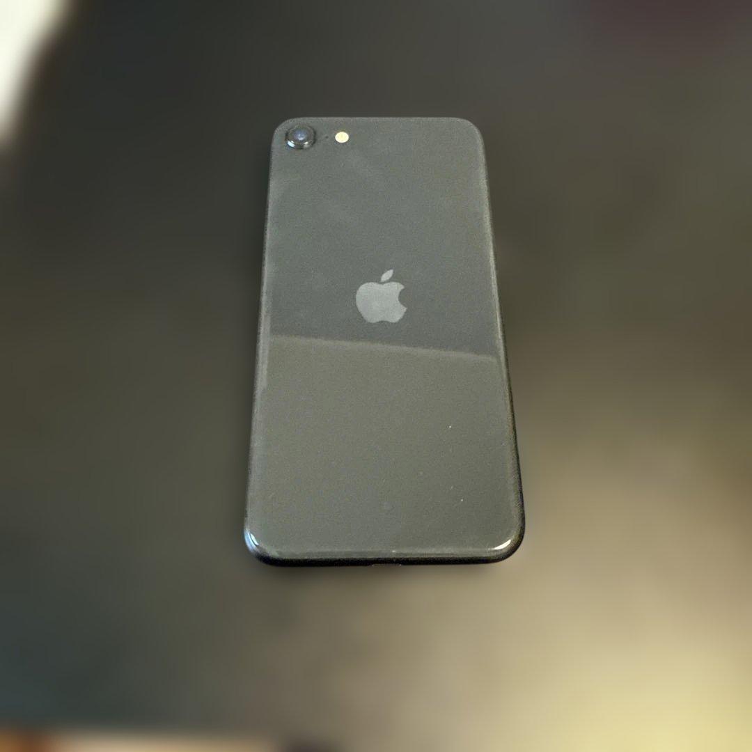 Apple iPhone SE第2世代　ブラック