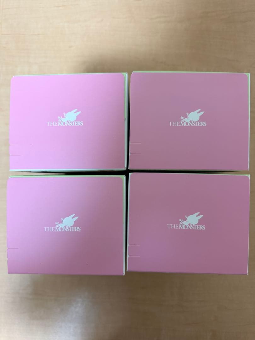 【正規品】THE MONSTERS Excitingマカロン ラブブ 4個セット 【正規品】THE MONSTERS Excitingマカロン ラブブ 4個セット
