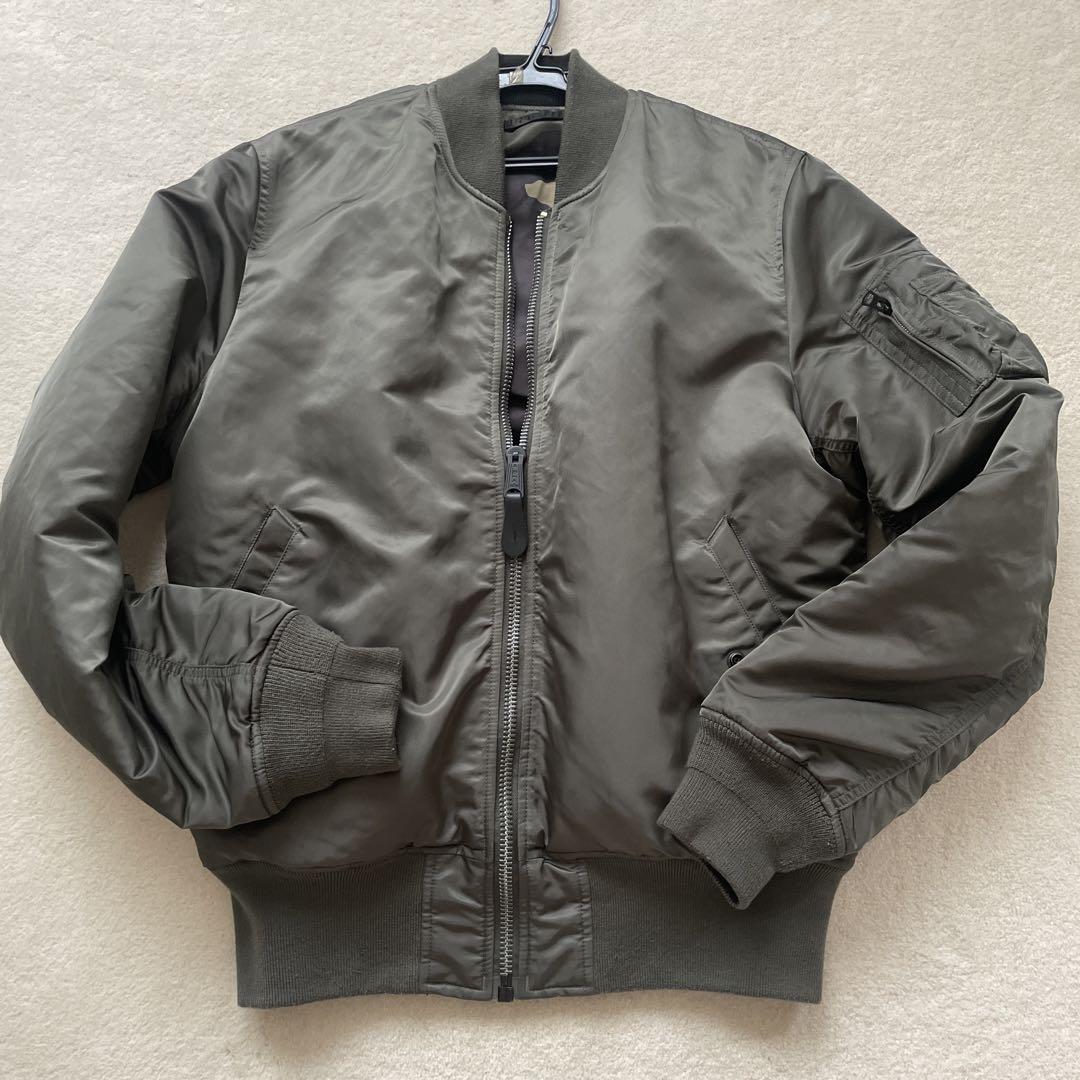ALPHA INDUSTRIES  MA-1ジャケット