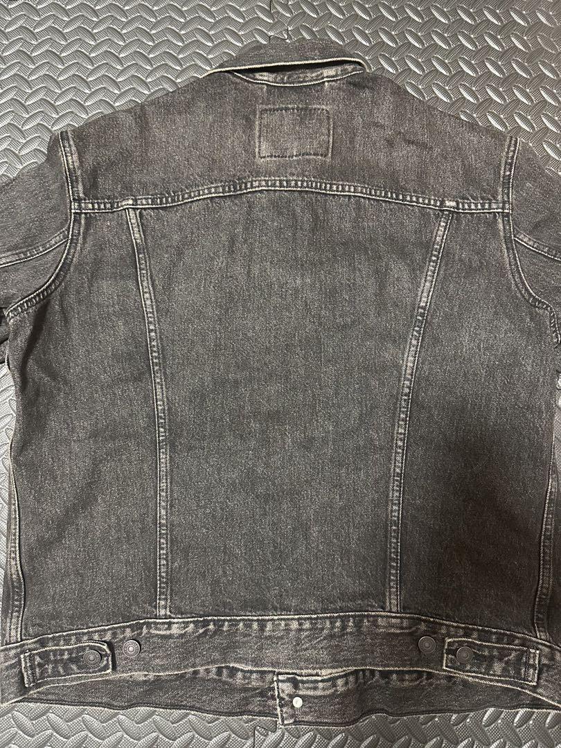 Naoki専用さんLevi'sブラック デニムジャケット Lサイズカラビナ付き