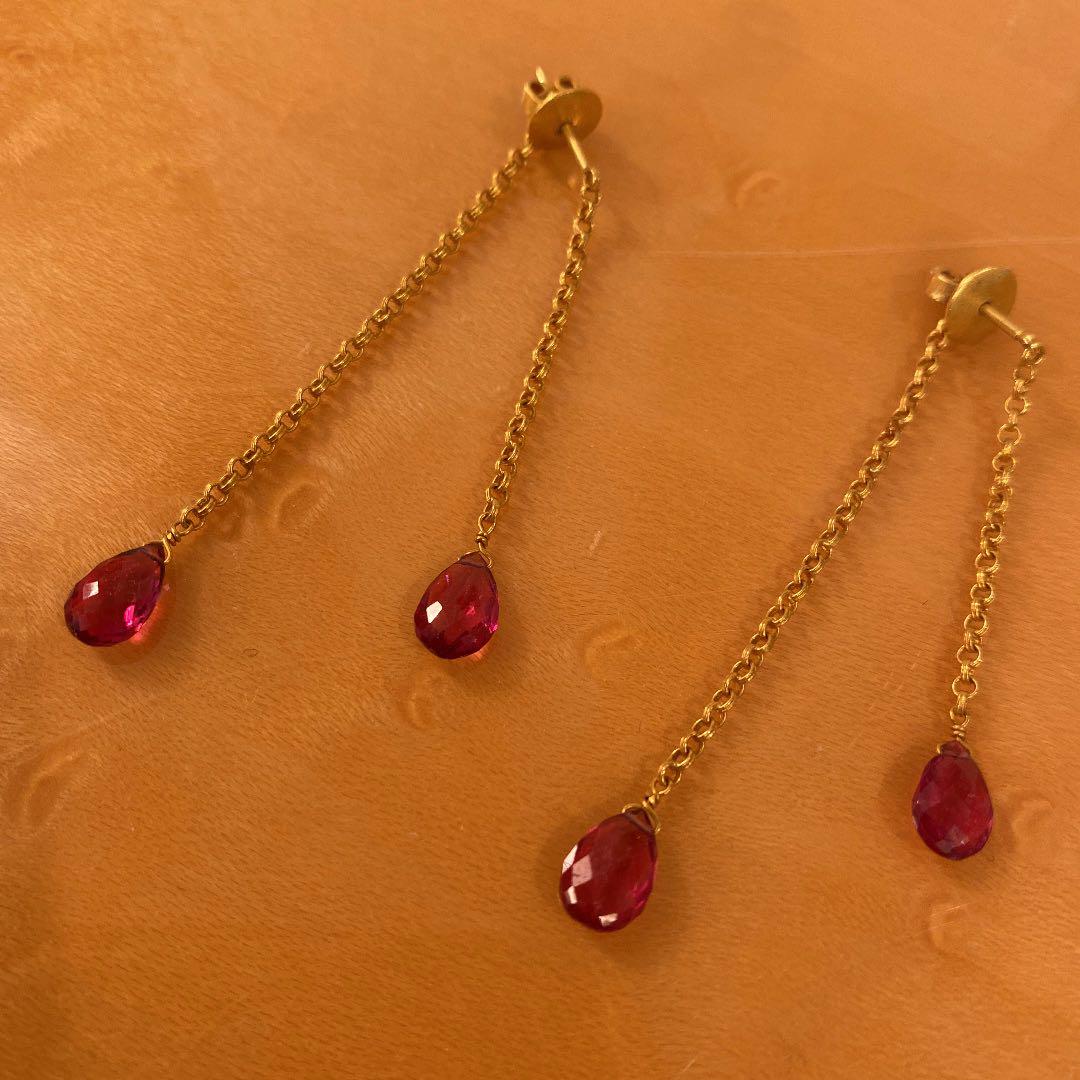 マリーエレーヌドゥタイヤック ピアス