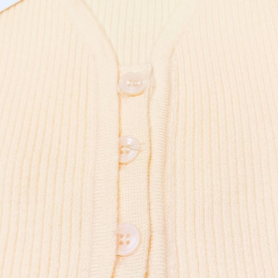 UNE