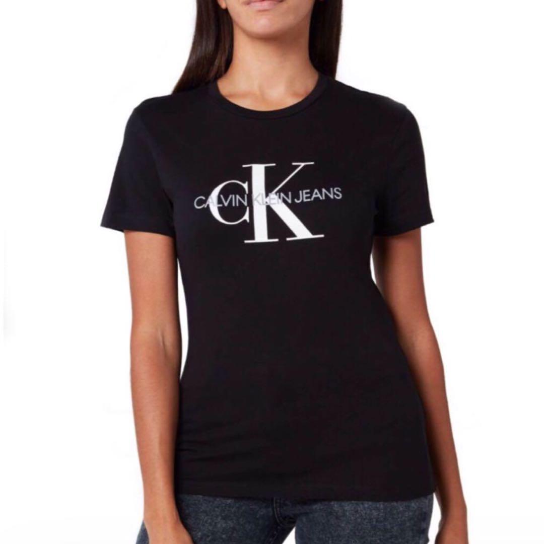 新品　Calvin Klein Jeans レディース　ロゴ　Tシャツ 5,022円