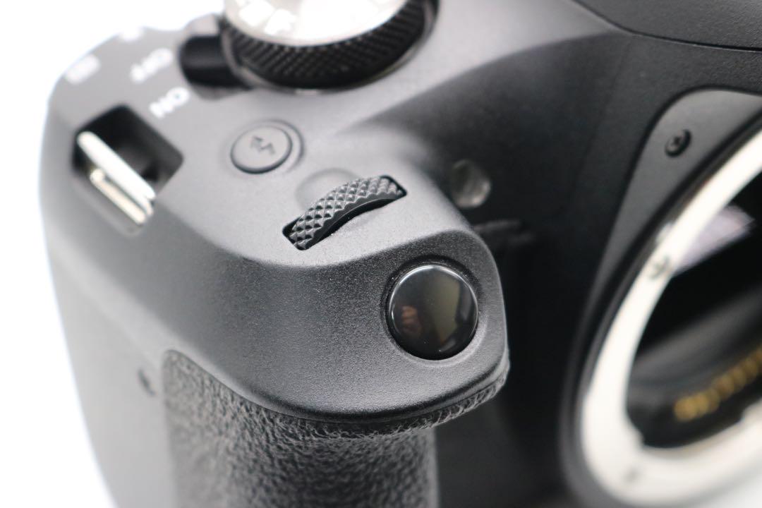 超美品 【Canon EOS Kiss X90 ダブルレンズ】 Wi-Fi搭載